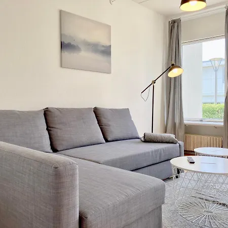 Cozy 3 Bedroom Located In *