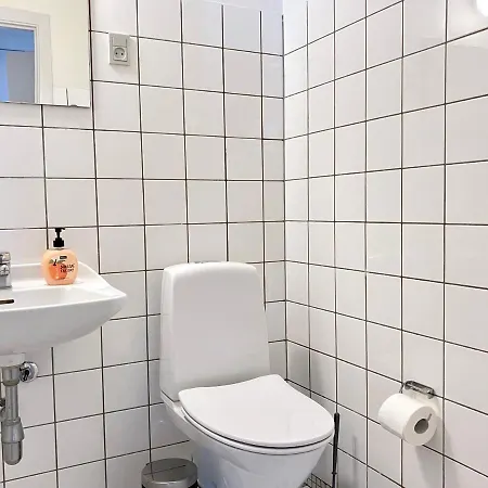 Cozy 3 Bedroom Located In Хернинг